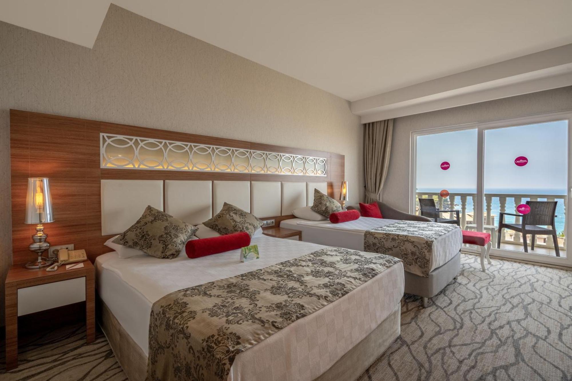 Justiniano Theodora Resort Okurcalar Zimmer foto