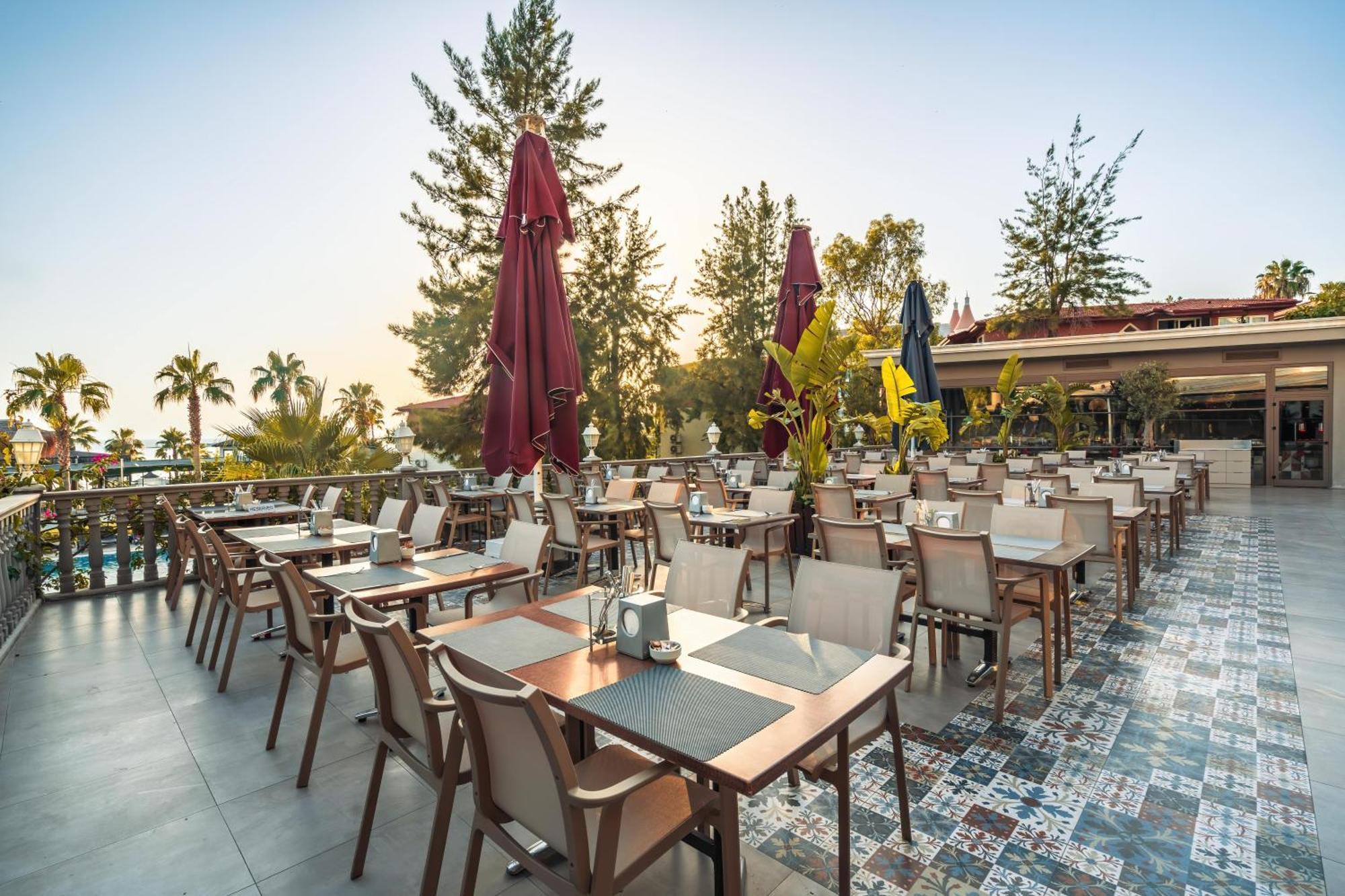 Justiniano Theodora Resort Okurcalar Exterior foto