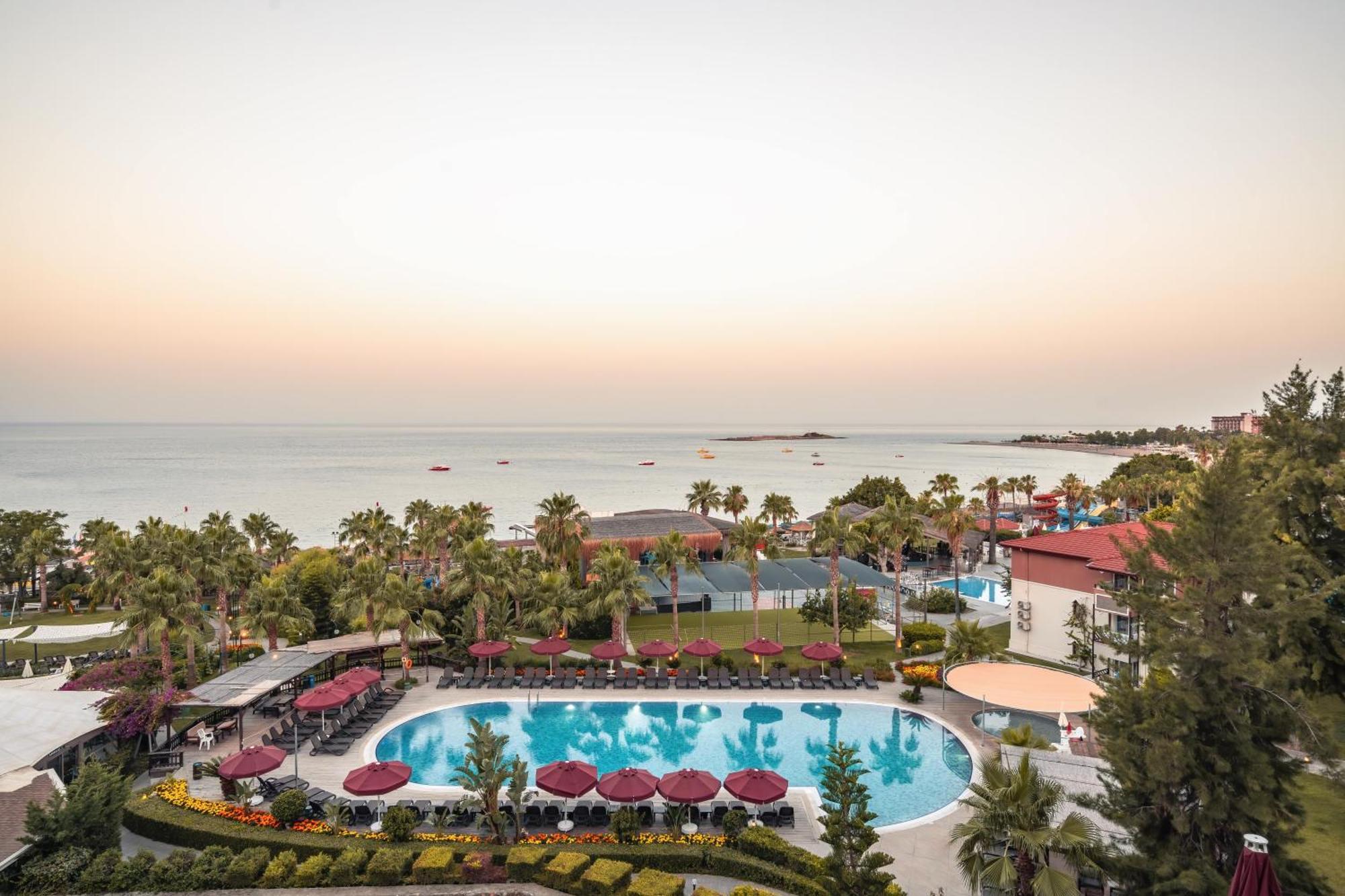 Justiniano Theodora Resort Okurcalar Exterior foto
